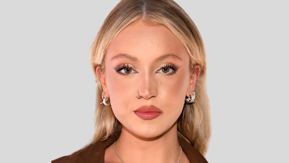 Riley Hubatka
